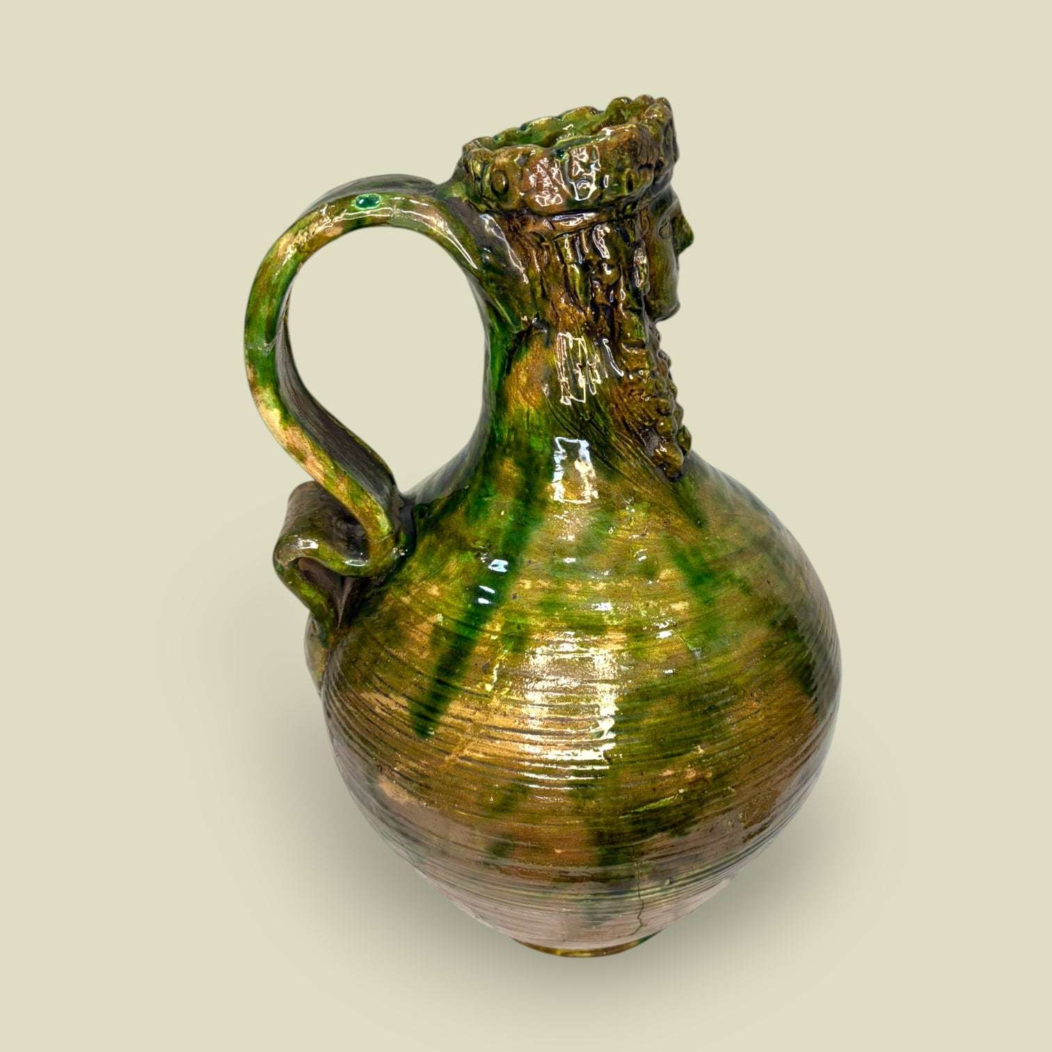 Botijo de cerámica esmaltada con figura barbuda - Cositas Antiguas – La Guadaña, Anticuarios Online en Jerez , vender antigüedades, muebles antiguos