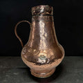 Jarra de cobre martilleado del siglo XVIII | Pieza decorativa - Cositas Antiguas – La Guadaña, Anticuarios Online en Jerez , vender antigüedades, muebles antiguos