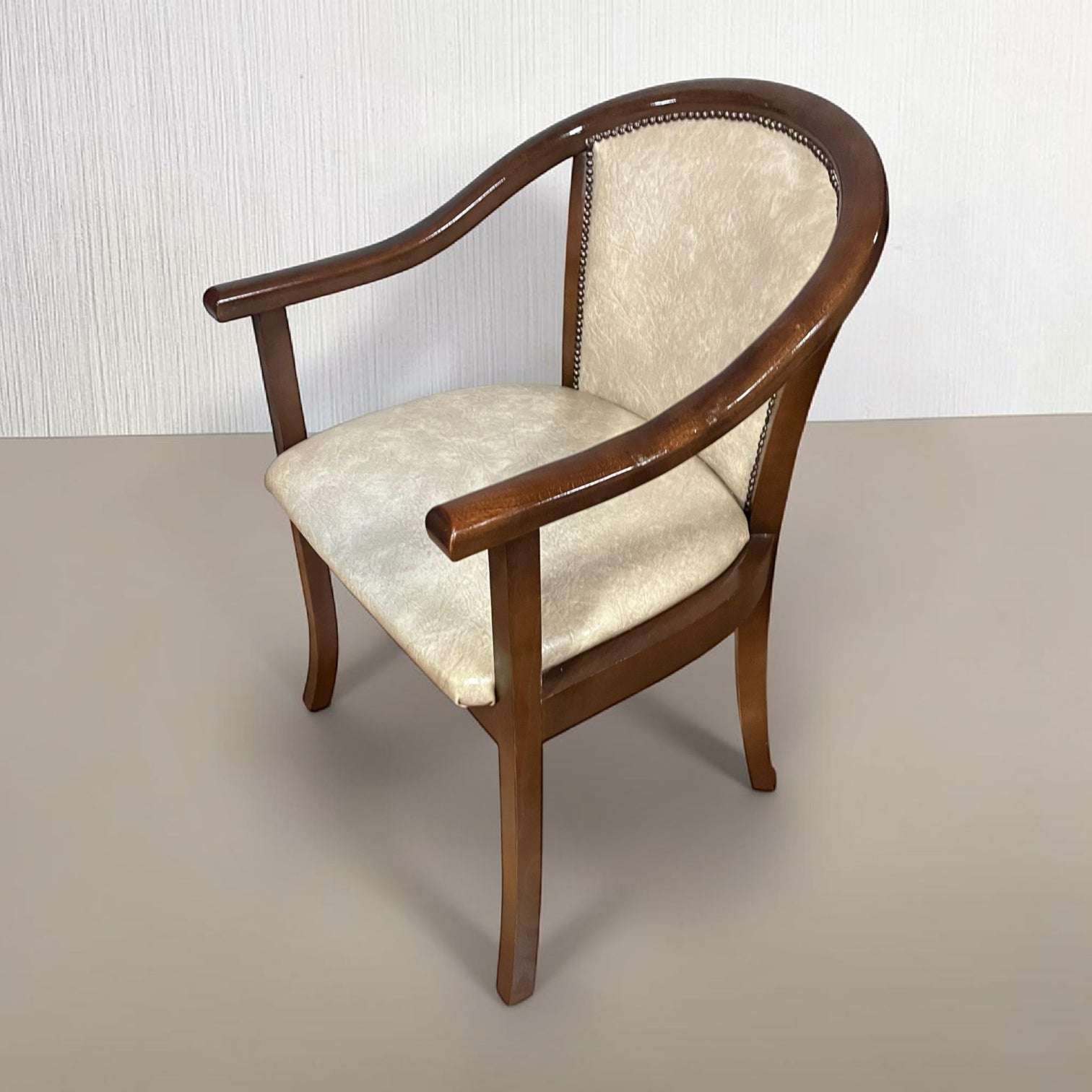 Pareja de sillones de oficina de caoba con cuero blanco - Cositas Antiguas – La Guadaña, Anticuarios Online en Jerez , vender antigüedades, muebles antiguos