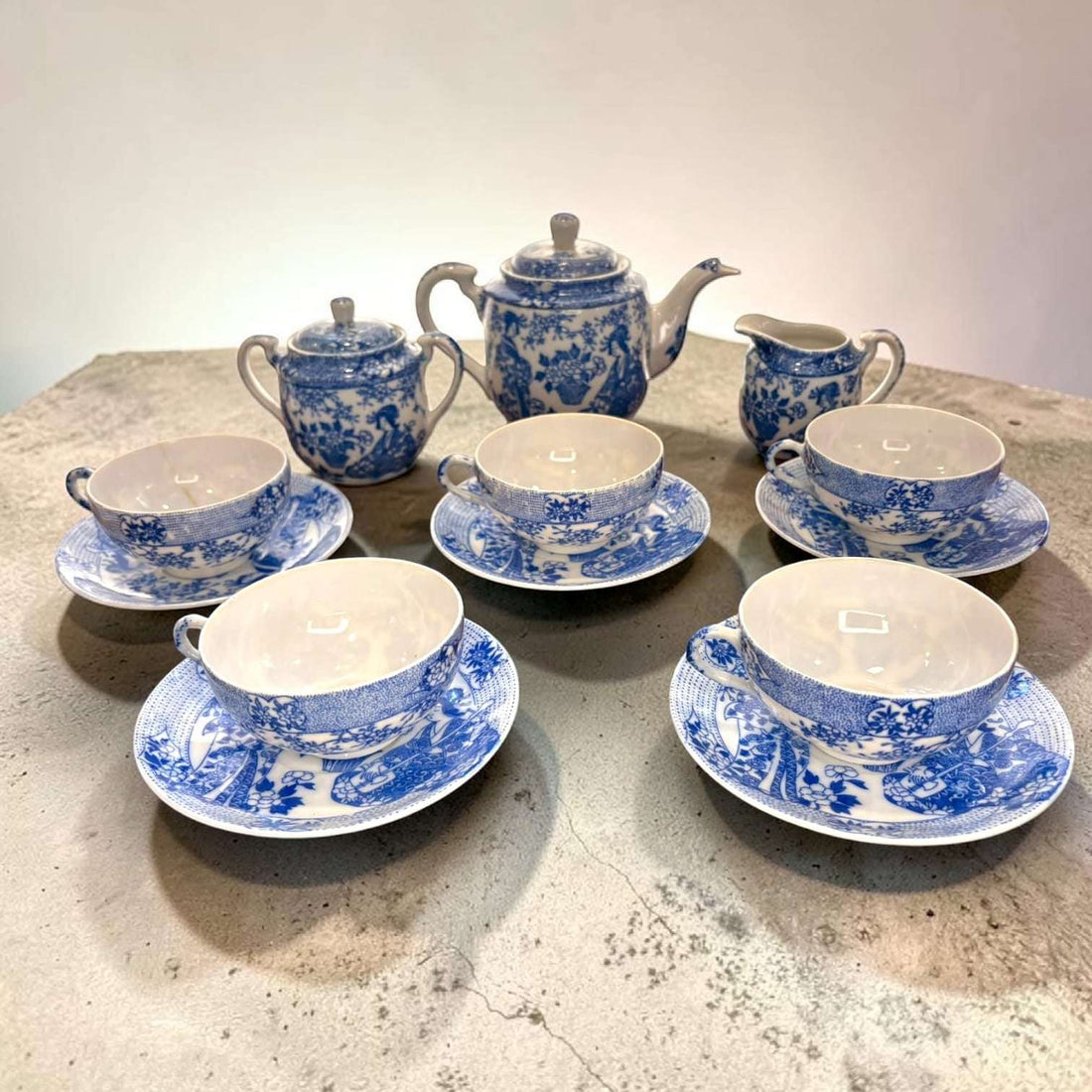 Juego de café de porcelana china azul asiático - Cositas Antiguas – La Guadaña, Anticuarios Online en Jerez , vender antigüedades, muebles antiguos