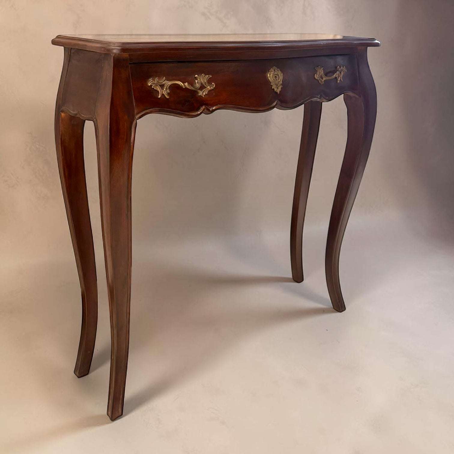 Consola antigua de madera con cajón y patas curvas - Cositas Antiguas – La Guadaña, Anticuarios Online en Jerez , vender antigüedades, muebles antiguos