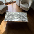 Mesa baja de caoba con mármol oscuro y metal dorado - Cositas Antiguas – La Guadaña, Anticuarios Online en Jerez , vender antigüedades, muebles antiguos