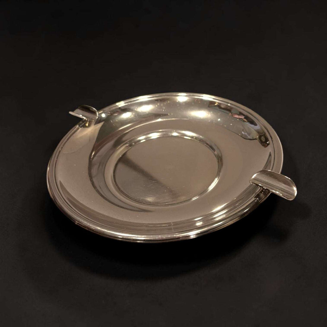 Cenicero de metal plateado antiguo y decorativo - Cositas Antiguas – La Guadaña, Anticuarios Online en Jerez , vender antigüedades, muebles antiguos