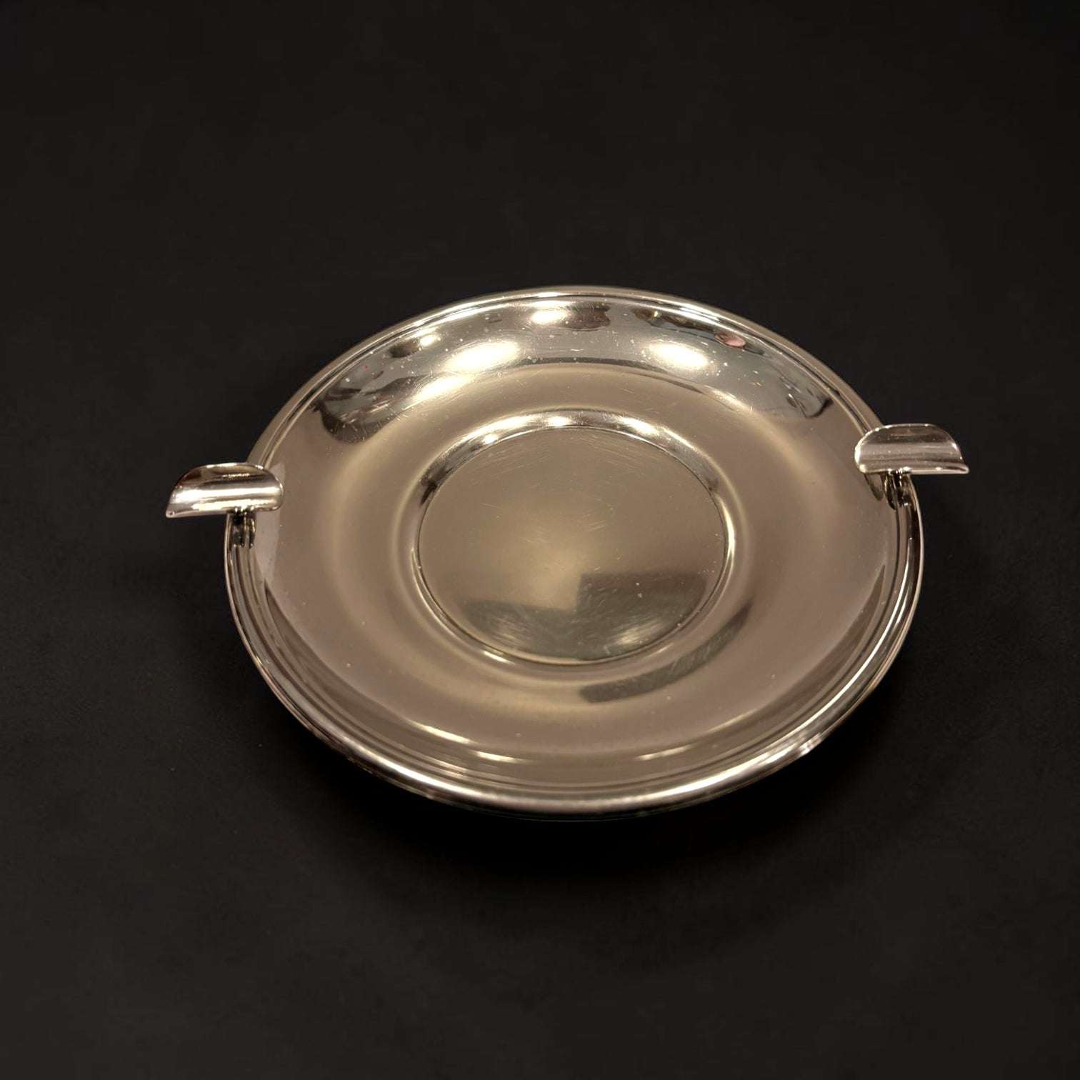 Cenicero de metal plateado antiguo y decorativo - Cositas Antiguas – La Guadaña, Anticuarios Online en Jerez , vender antigüedades, muebles antiguos