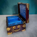 Joyero chino de madera con metal dorado e interior azul - Cositas Antiguas – La Guadaña, Anticuarios Online en Jerez , vender antigüedades, muebles antiguos