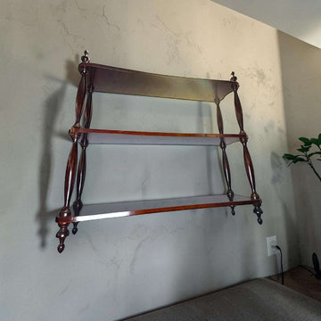 Estantería de caoba antigua para pared tallada - Cositas Antiguas – La Guadaña, Anticuarios Online en Jerez , vender antigüedades, muebles antiguos