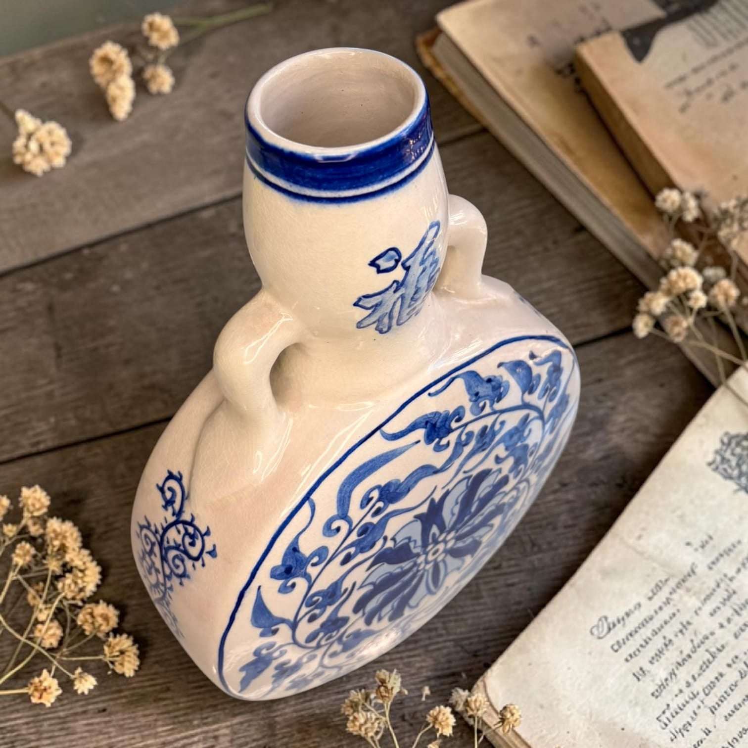 Florero de porcelana azul y blanca estilo chino - Cositas Antiguas – La Guadaña, Anticuarios Online en Jerez , vender antigüedades, muebles antiguos