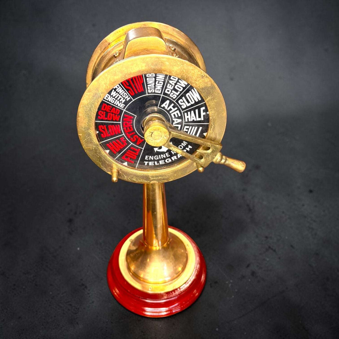 Telégrafo náutico decorativo de metal dorado - Cositas Antiguas – La Guadaña, Anticuarios Online en Jerez , vender antigüedades, muebles antiguos