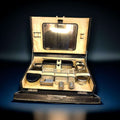 Neceser de viaje antiguo en cuero negro con espejo - Cositas Antiguas – La Guadaña, Anticuarios Online en Jerez , vender antigüedades, muebles antiguos