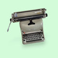 Máquina de escribir Hispano Olivetti Lexicon 80 - Cositas Antiguas – La Guadaña, Anticuarios Online en Jerez , vender antigüedades, muebles antiguos