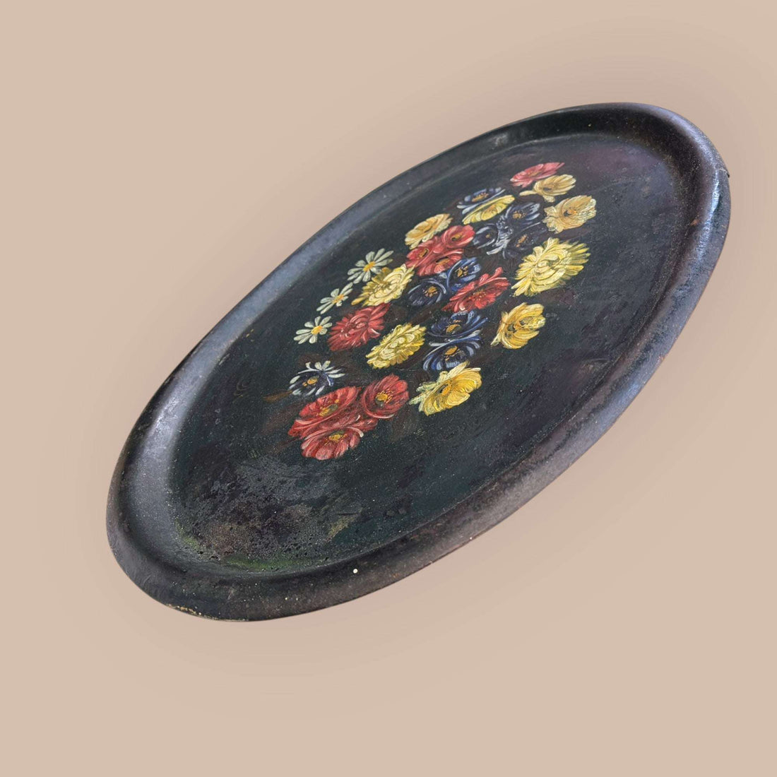 Bandeja antigua de tole negro con flores pintadas - Cositas Antiguas – La Guadaña, Anticuarios Online en Jerez , vender antigüedades, muebles antiguos