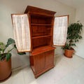 Vitrina antigua de madera con cristal y alacena - Cositas Antiguas – La Guadaña, Anticuarios Online en Jerez , vender antigüedades, muebles antiguos