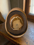 Sombrero de copa antiguo con caja original de época - Cositas Antiguas – La Guadaña, Anticuarios Online en Jerez , vender antigüedades, muebles antiguos