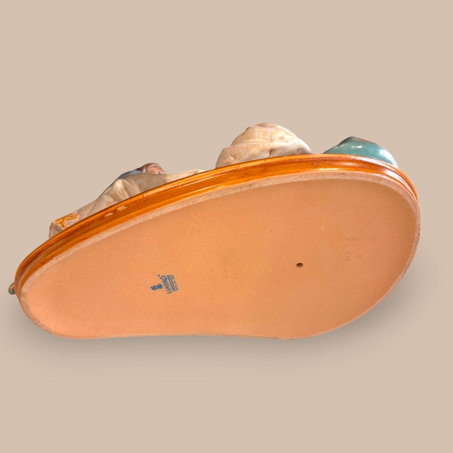 Maternidad Lladró Última Incorporación de porcelana - Cositas Antiguas – La Guadaña, Anticuarios Online en Jerez , vender antigüedades, muebles antiguos