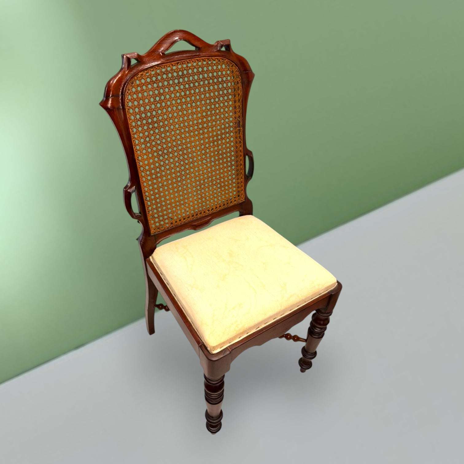 Sillas Luis Felipe de caoba con ratán y tela clara - Cositas Antiguas – La Guadaña, Anticuarios Online en Jerez , vender antigüedades, muebles antiguos