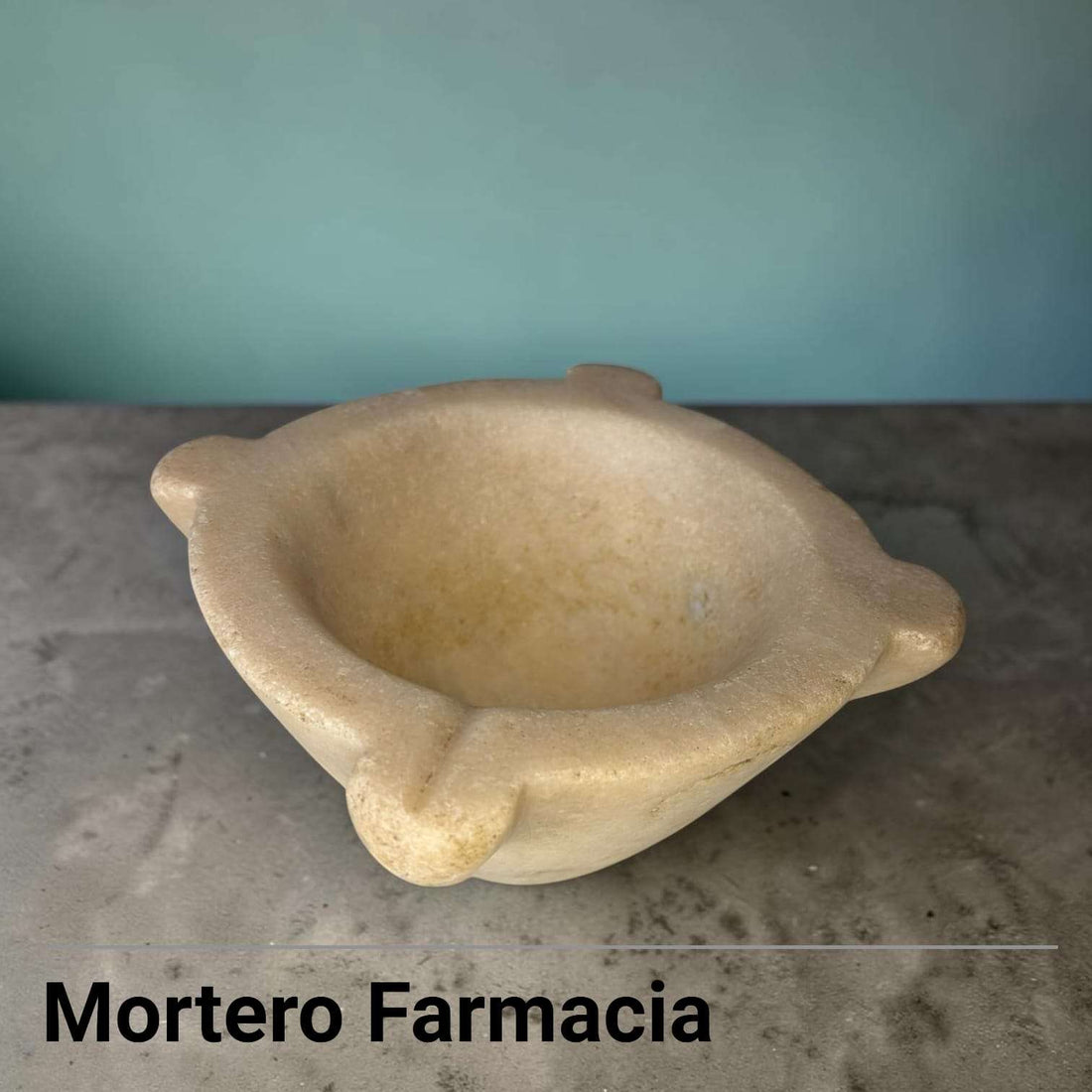 Mortero de farmacia antiguo de mármol para decorar - Cositas Antiguas – La Guadaña, Anticuarios Online en Jerez , vender antigüedades, muebles antiguos