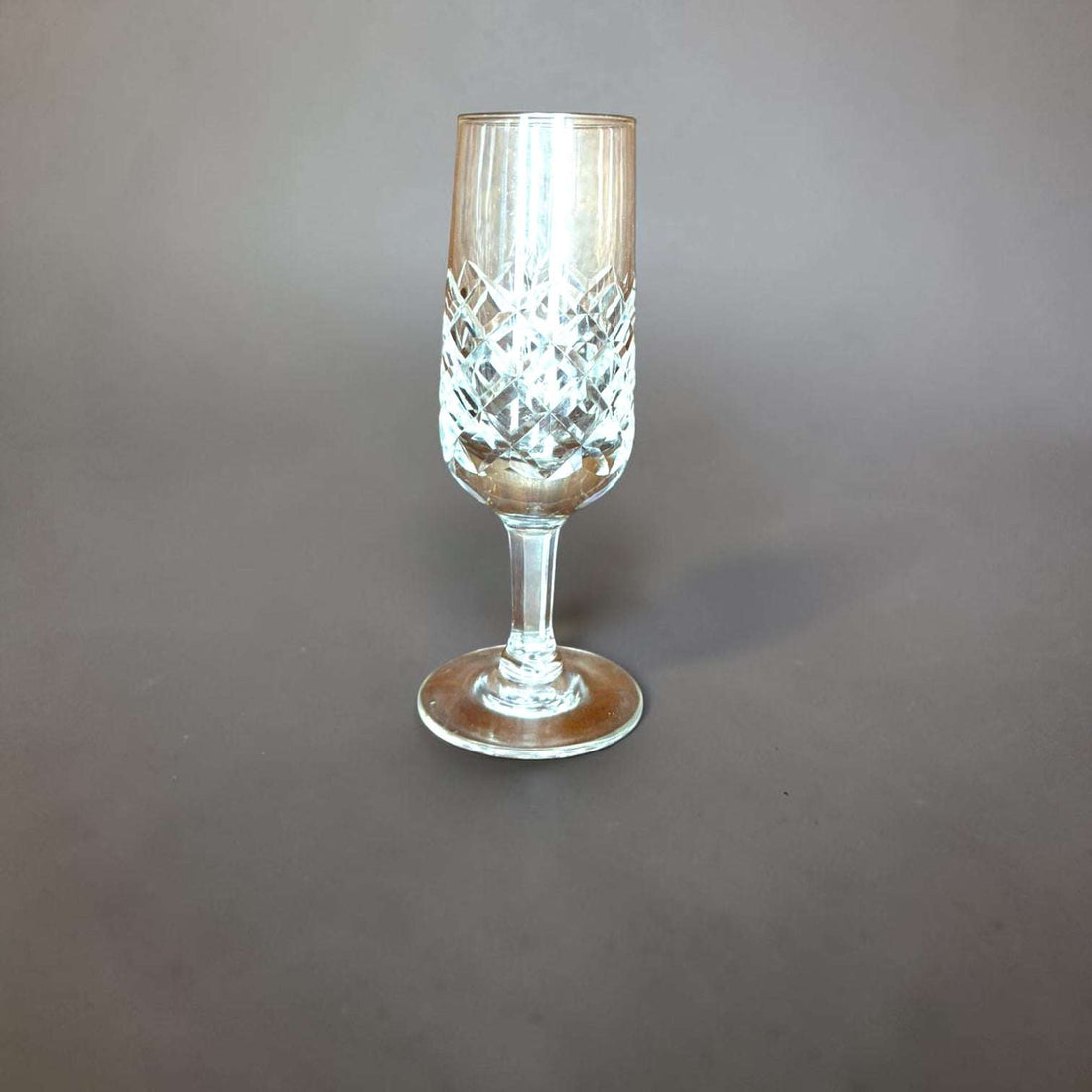Lote de 4 catavinos de cristal tallado muy elegantes - Cositas Antiguas – La Guadaña, Anticuarios Online en Jerez , vender antigüedades, muebles antiguos