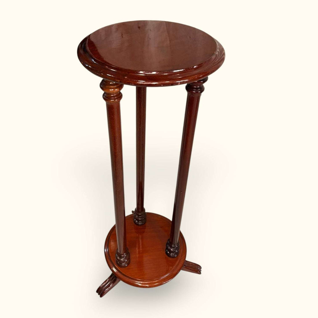 Pedestal de caoba para plantas con diseño torneado - Cositas Antiguas – La Guadaña, Anticuarios Online en Jerez , vender antigüedades, muebles antiguos
