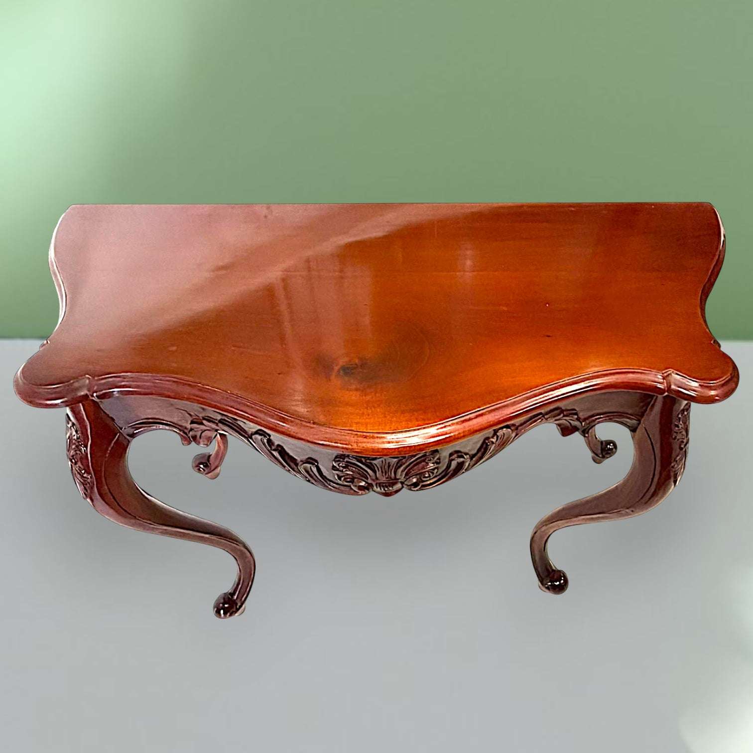 Consola de caoba tallada con patas curvas clásica - Cositas Antiguas – La Guadaña, Anticuarios Online en Jerez , vender antigüedades, muebles antiguos