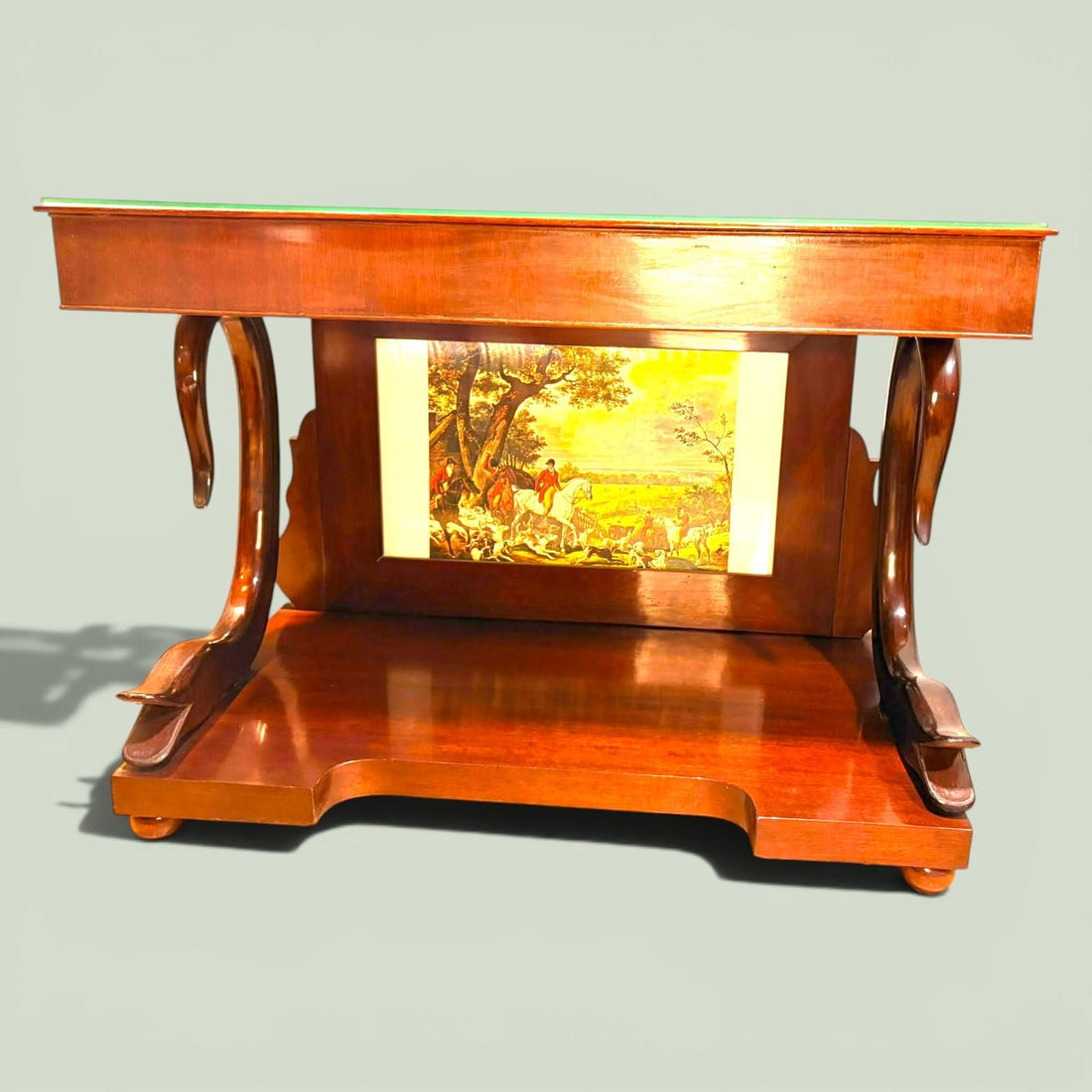 Consola antigua de caoba con cristal y escena de caza - Cositas Antiguas – La Guadaña, Anticuarios Online en Jerez , vender antigüedades, muebles antiguos