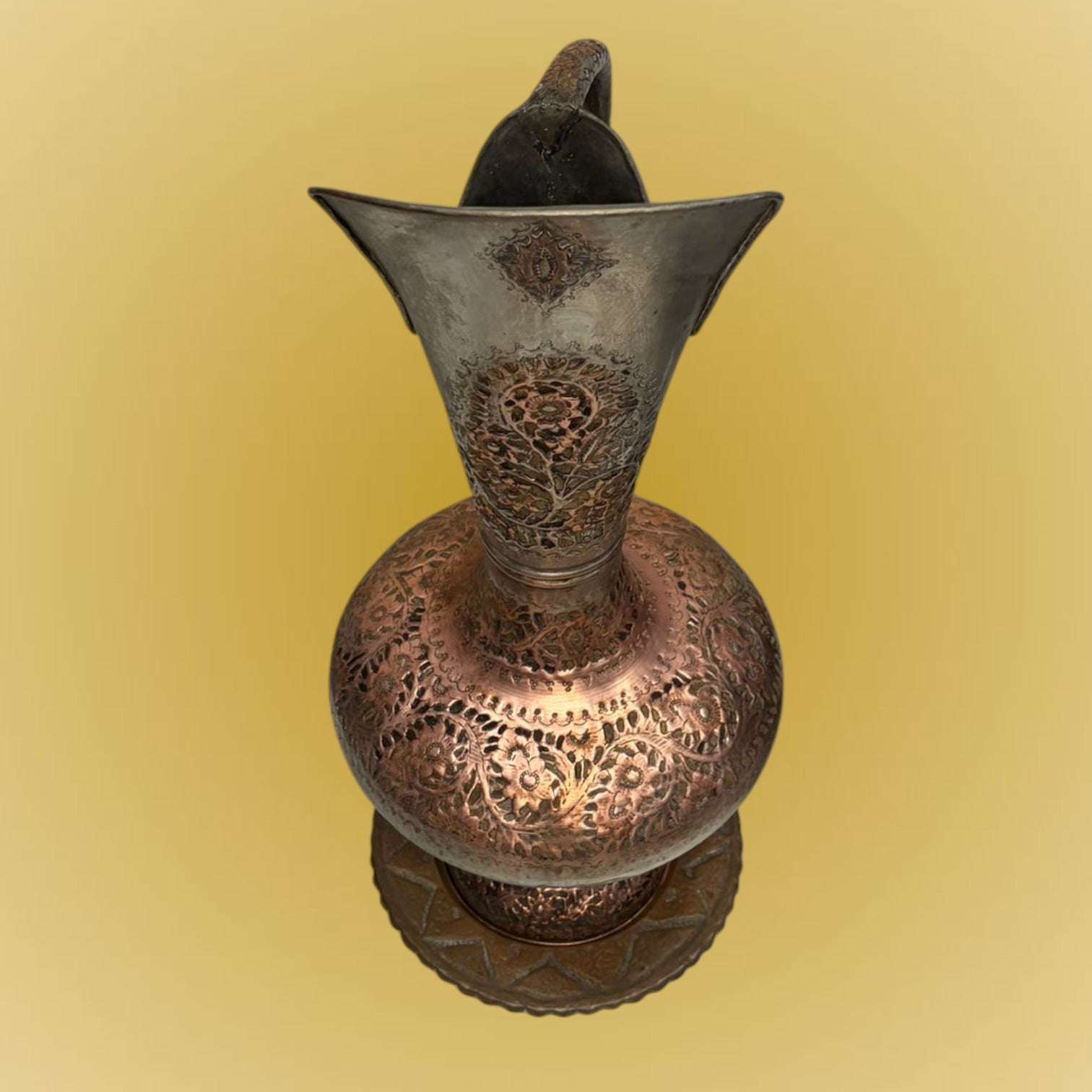 Gran jarra de cobre antigua estilo turco amartillada - Cositas Antiguas – La Guadaña, Anticuarios Online en Jerez , vender antigüedades, muebles antiguos