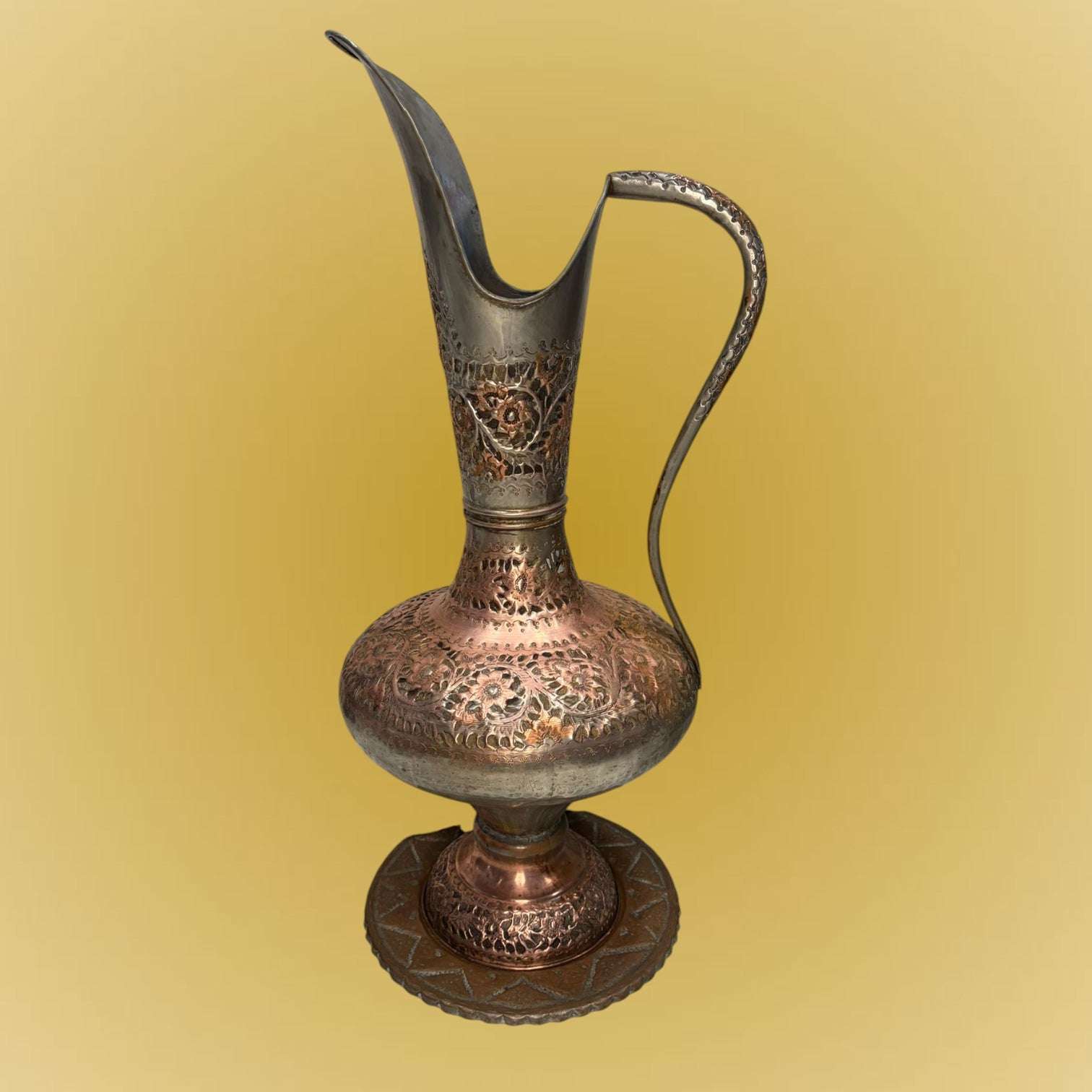 Gran jarra de cobre antigua estilo turco amartillada - Cositas Antiguas – La Guadaña, Anticuarios Online en Jerez , vender antigüedades, muebles antiguos