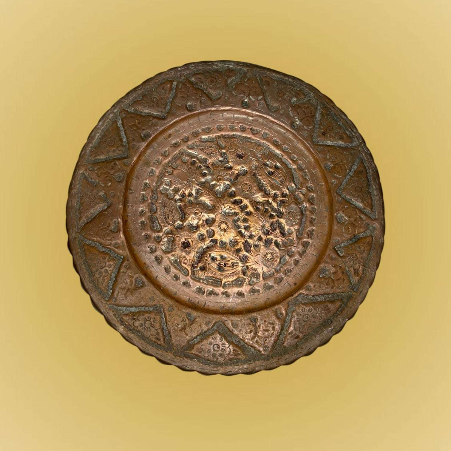 Gran jarra de cobre antigua estilo turco amartillada - Cositas Antiguas – La Guadaña, Anticuarios Online en Jerez , vender antigüedades, muebles antiguos