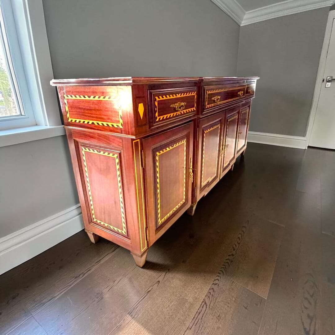 Aparador antiguo de caoba con marquetería y taraceas - Cositas Antiguas – La Guadaña, Anticuarios Online en Jerez , vender antigüedades, muebles antiguos