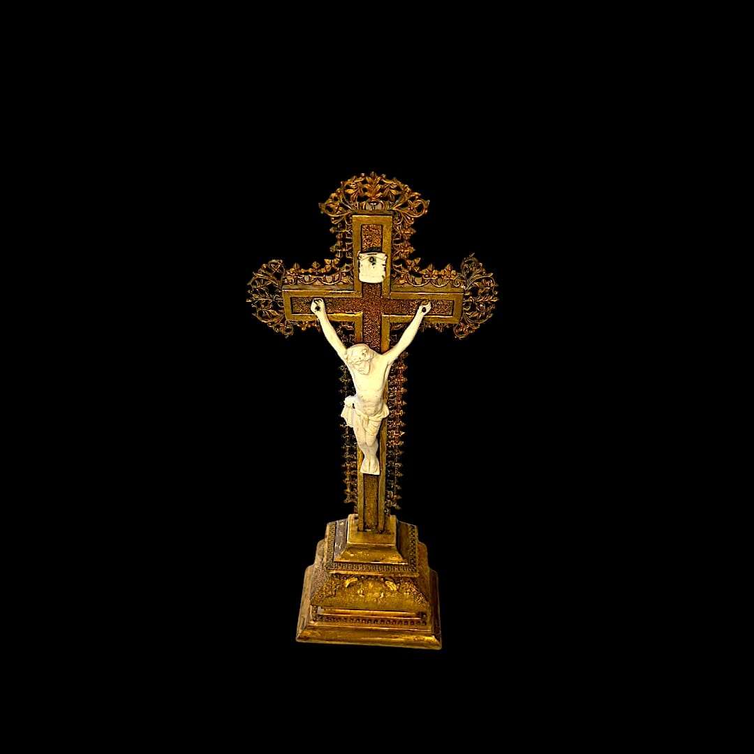 Crucifijo de sobremesa estilo Napoleón III - Cositas Antiguas – La Guadaña, Anticuarios Online en Jerez , vender antigüedades, muebles antiguos