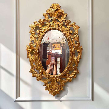 Espejo antiguo dorado de madera tallada único para decorar - Cositas Antiguas – La Guadaña, Anticuarios Online en Jerez , vender antigüedades, muebles antiguos