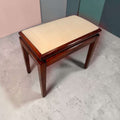 Banqueta de caoba con asiento tapizado y almacenaje - Cositas Antiguas – La Guadaña, Anticuarios Online en Jerez , vender antigüedades, muebles antiguos