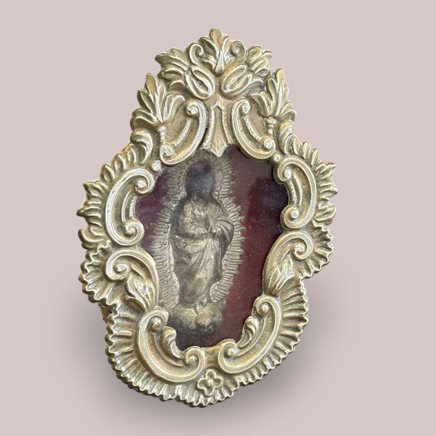 Relicario de la Inmaculada en metal plateado - Cositas Antiguas – La Guadaña, Anticuarios Online en Jerez , vender antigüedades, muebles antiguos
