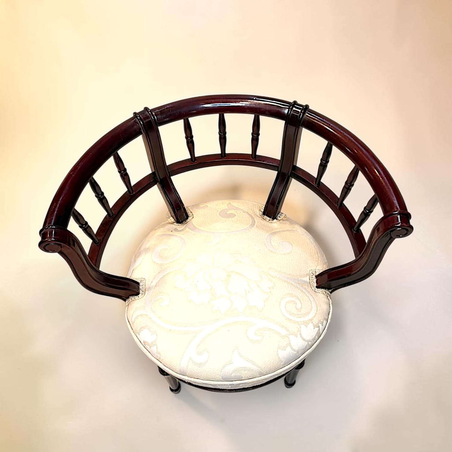 Pareja de butacas victorianas antiguas de madera tapizadas - Cositas Antiguas – La Guadaña, Anticuarios Online en Jerez , vender antigüedades, muebles antiguos