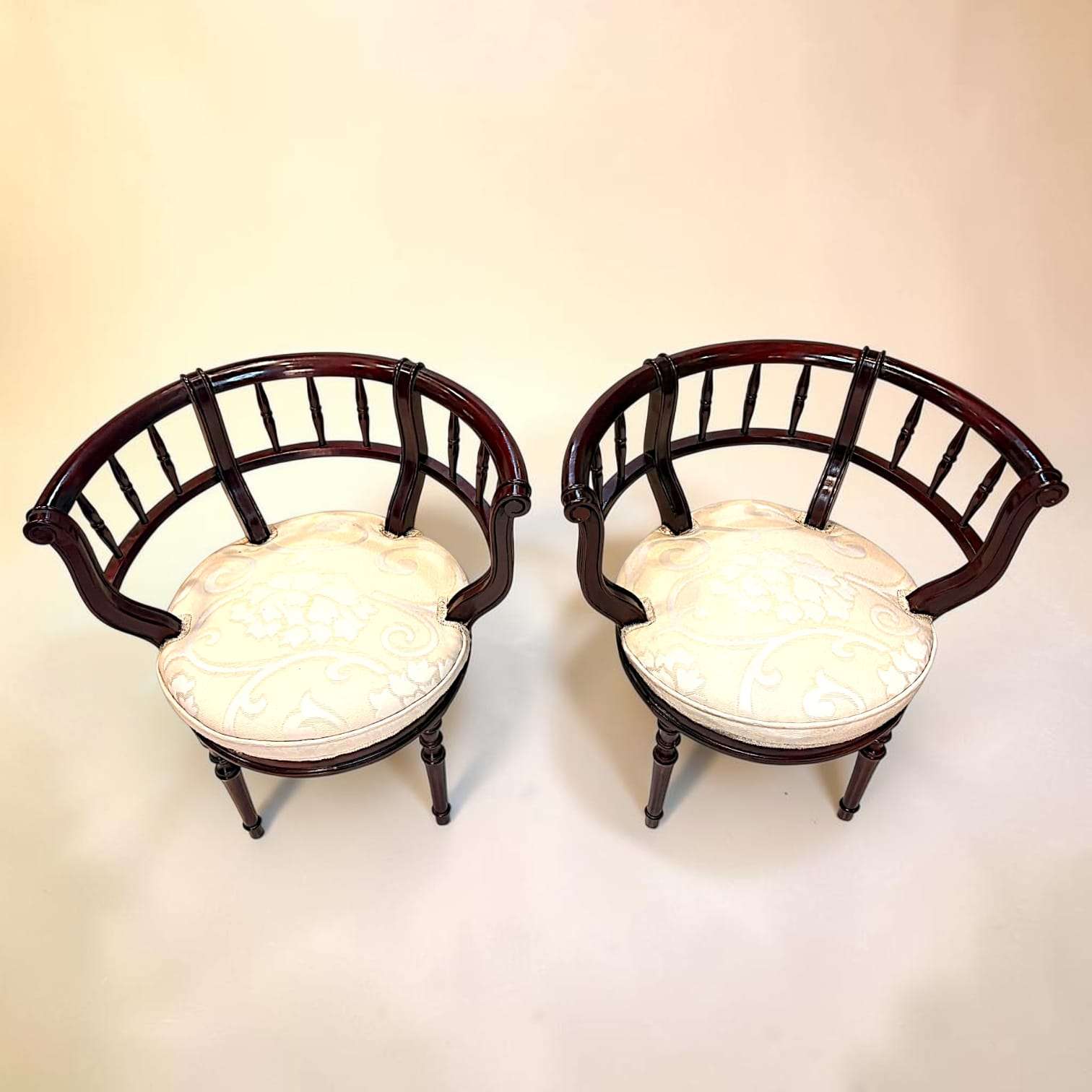 Pareja de butacas victorianas antiguas de madera tapizadas - Cositas Antiguas – La Guadaña, Anticuarios Online en Jerez , vender antigüedades, muebles antiguos