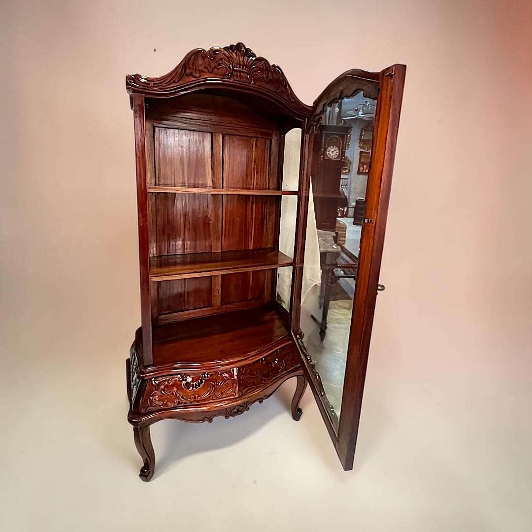 Vitrina de caoba estilo barroco con puerta de cristal - Cositas Antiguas – La Guadaña, Anticuarios Online en Jerez , vender antigüedades, muebles antiguos