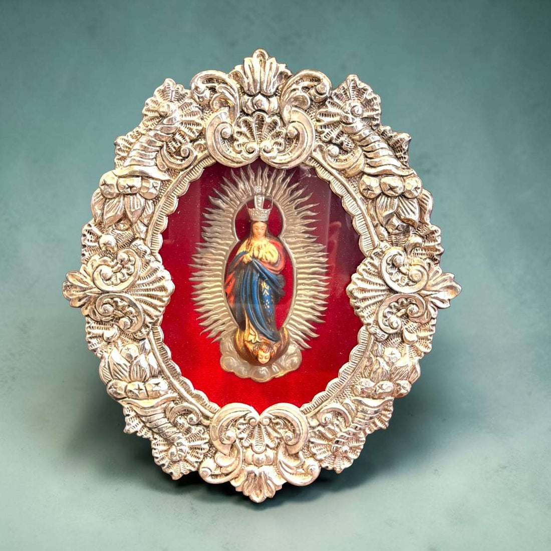 Relicario de la Inmaculada Concepción en metal plateado - Cositas Antiguas – La Guadaña, Anticuarios Online en Jerez , vende