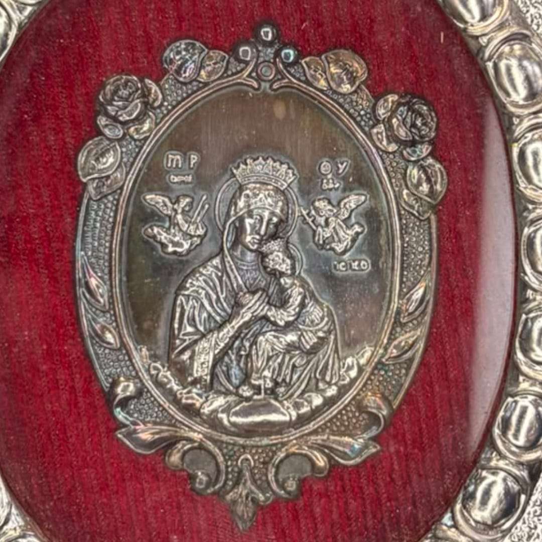 Relicario Virgen del Perpetuo Socorro en metal plateado - Cositas Antiguas – La Guadaña, Anticuarios Online en Jerez , vender antigüedades, muebles antiguos