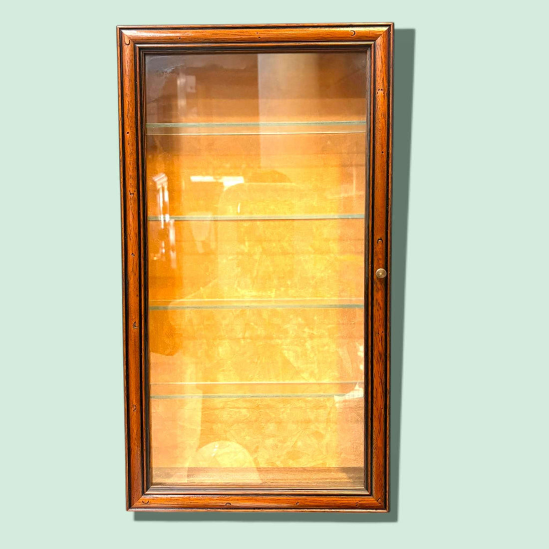 Vitrina antigua de pared en madera y cristal - Cositas Antiguas – La Guadaña, Anticuarios Online en Jerez , vender antigüedades, muebles antiguos