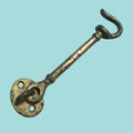 Aldabilla de metal para puertas o pared con estilo clásico - Cositas Antiguas – La Guadaña, Anticuarios Online en Jerez , vender antigüedades, muebles antiguos
