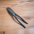 Alicates de zapatero de hierro forjado, vintage únicos - Cositas Antiguas – La Guadaña, Anticuarios Online en Jerez , vender antigüedades, muebles antiguos