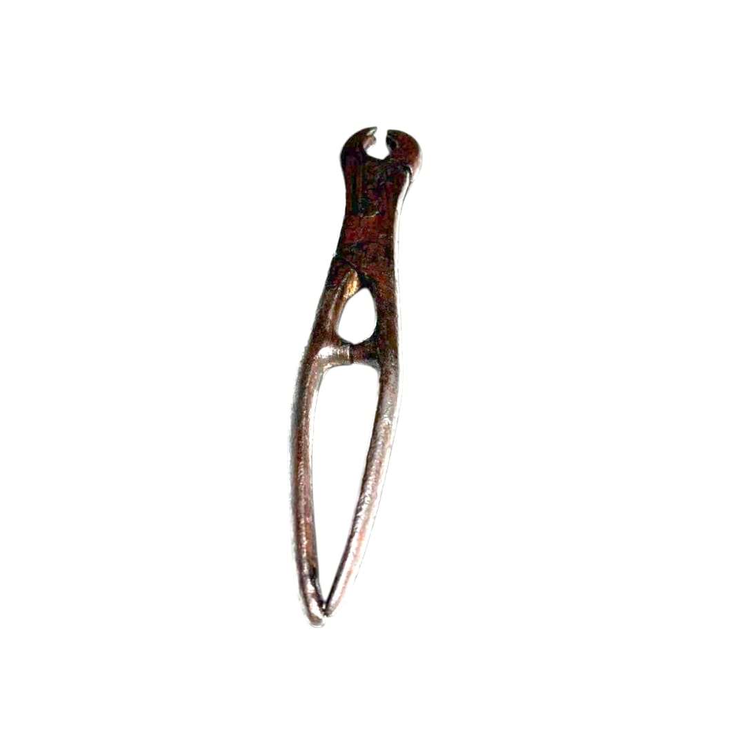 Tenazas antiguas de aretes únicas y coleccionables - Cositas Antiguas – La Guadaña, Anticuarios Online en Jerez , vender antigüedades, muebles antiguos