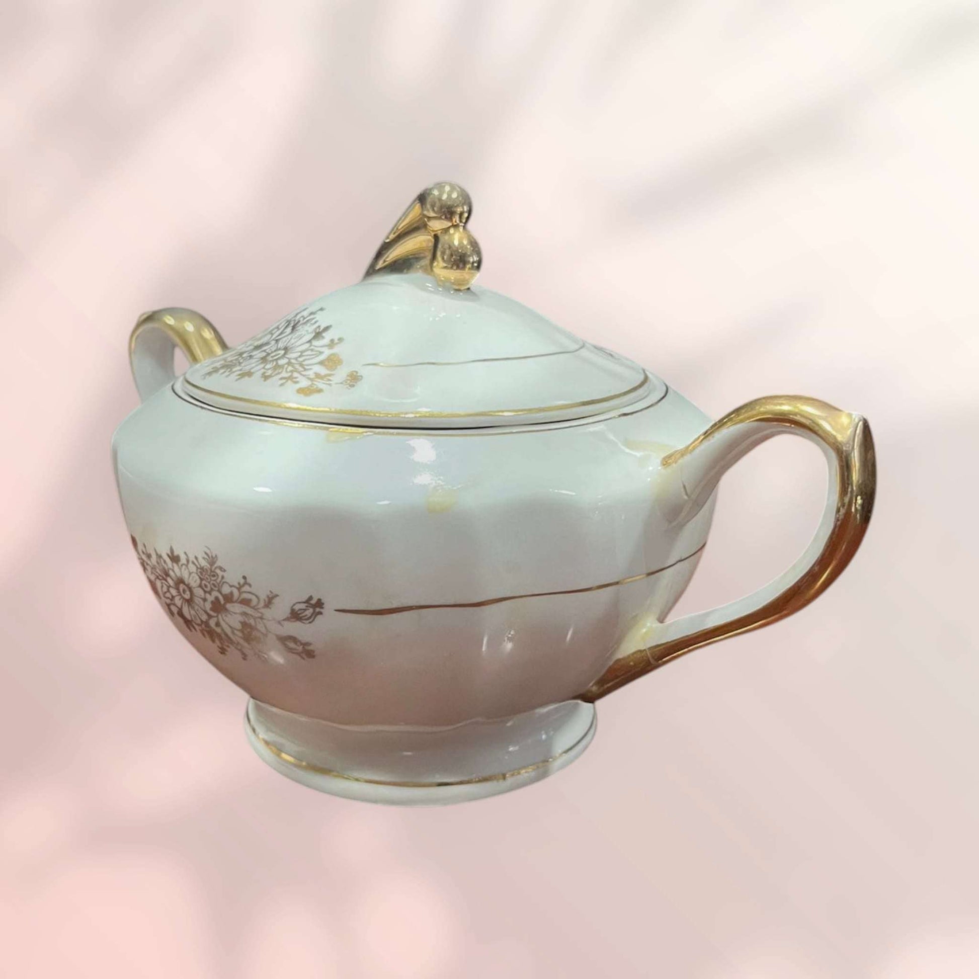 Azucarero Royal Gijón S de porcelana con detalles dorados - Cositas Antiguas – La Guadaña, Anticuarios Online en Jerez , vender antigüedades, muebles antiguos