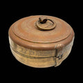 Caja de cobre pakistaní para pan, siglo XIX, pieza única - Cositas Antiguas – La Guadaña, Anticuarios Online en Jerez , vender antigüedades, muebles antiguos