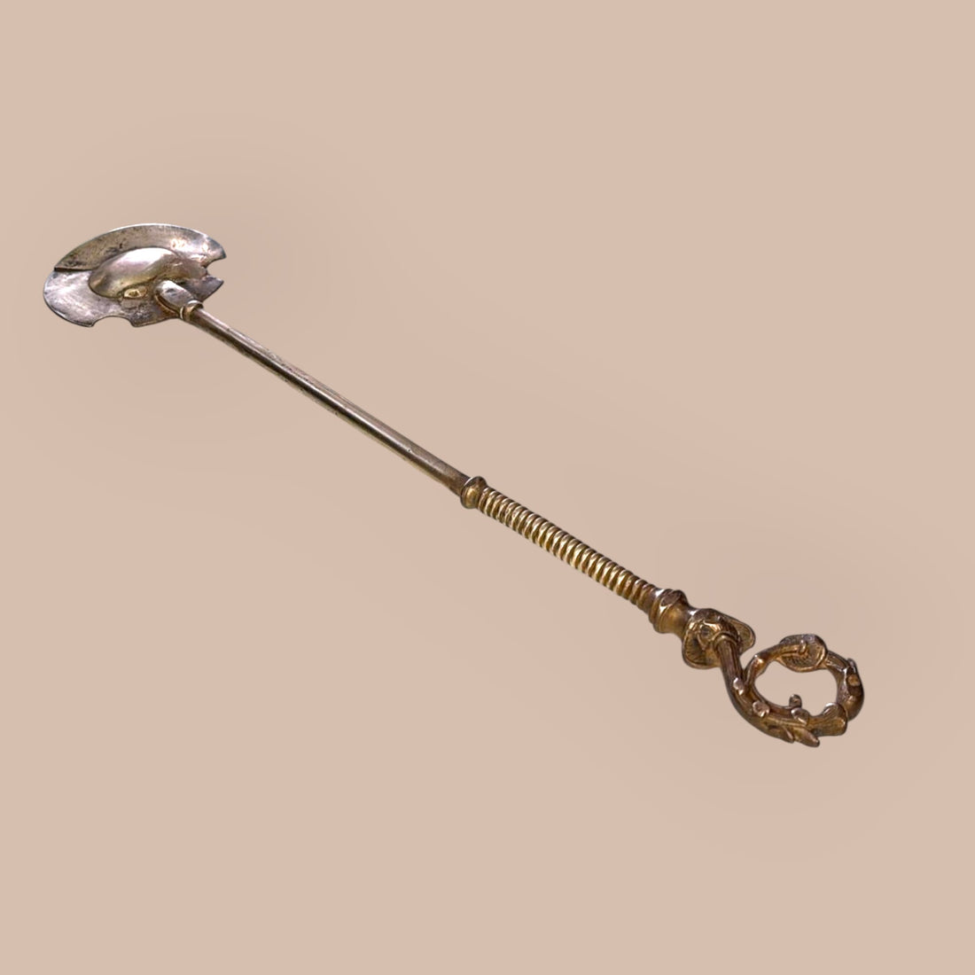Badila de bronce antigua para brasero tradicional ANTIGUOS - Cositas Antiguas – La Guadaña, Anticuarios Online en Jerez , vender antigüedades, muebles antiguos