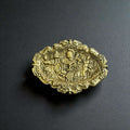 Bandeja de bronce decorativa antigua con relieves artísticos - Cositas Antiguas – La Guadaña, Anticuarios Online en Jerez , vender antigüedades, muebles antiguos