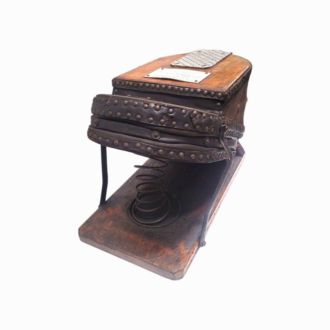 Fuelle de Oxígeno para Casco de Buzo Antiguo – Pieza - Cositas Antiguas – La Guadaña, Anticuarios Online en Jerez , vender antigüedades, muebles antiguos