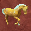 Caballo de porcelana Beswick amarillo - Colección exclusiva - Cositas Antiguas – La Guadaña, Anticuarios Online en Jerez , vender antigüedades, muebles antiguos