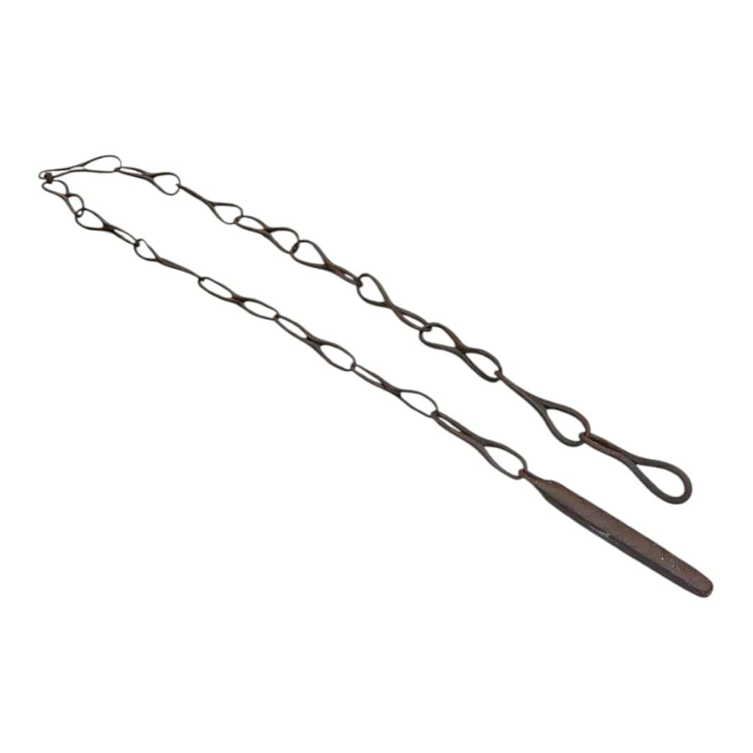 Cadena antigua para lavar botas de vino | Herramienta única - Cositas Antiguas – La Guadaña, Anticuarios Online en Jerez , vender antigüedades, muebles antiguos