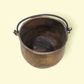 Caldero de metal antiguo con asa de hierro para colgar - Cositas Antiguas – La Guadaña, Anticuarios Online en Jerez , vender antigüedades, muebles antiguos