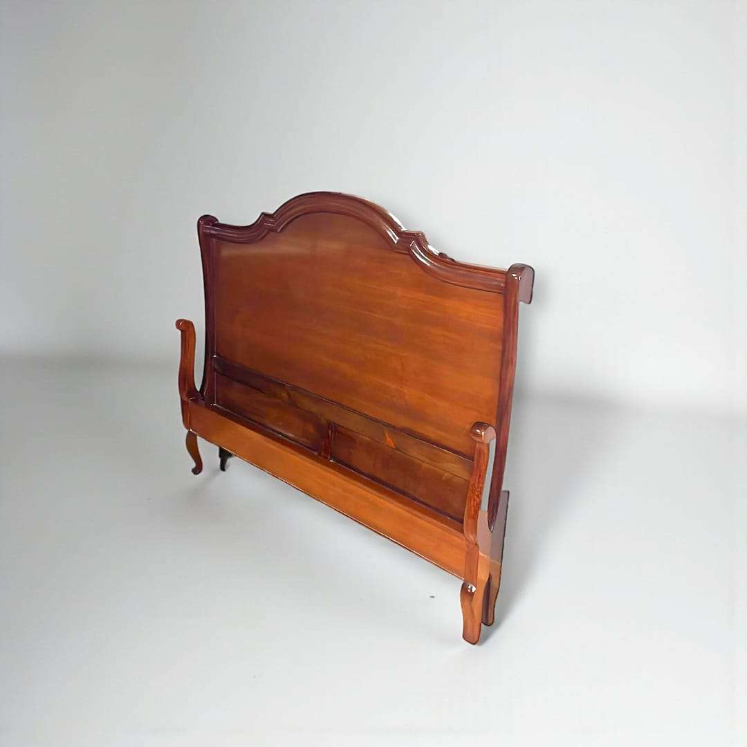 Cama de matrimonio de caoba elegante y única - Cositas Antiguas – La Guadaña, Anticuarios Online en Jerez , vender antigüedades, muebles antiguos